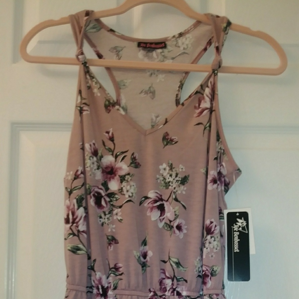 BNWT Beautiful Romper